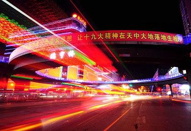 《地狱之刃2》战斗体验提升 游戏质量“突破天际”